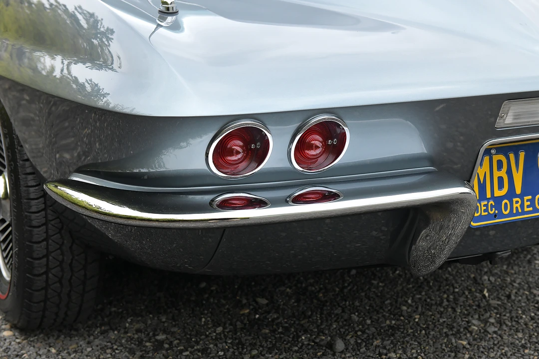 1967 Chevrolet Corvette C2 - Image 19 of 31