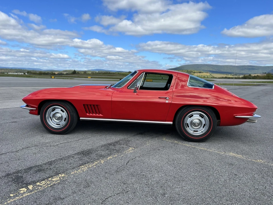 1967 Chevrolet Corvette C2 - Image 11 of 31