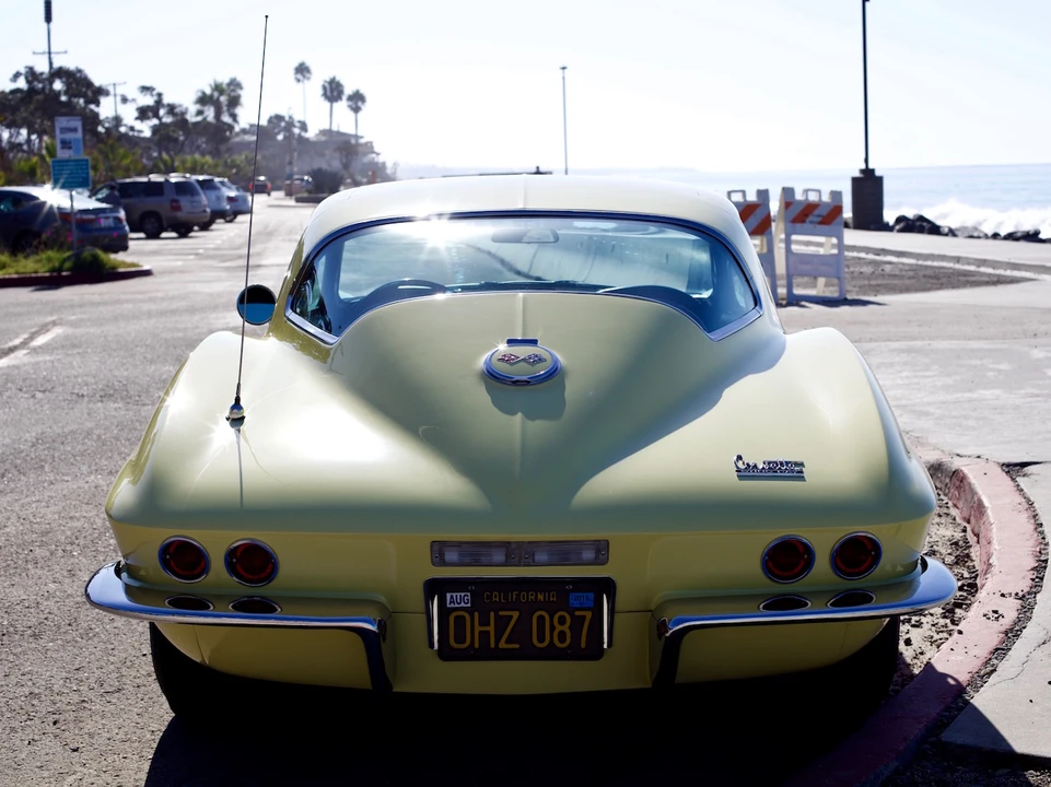 1967 Chevrolet Corvette C2 - Image 28 of 31