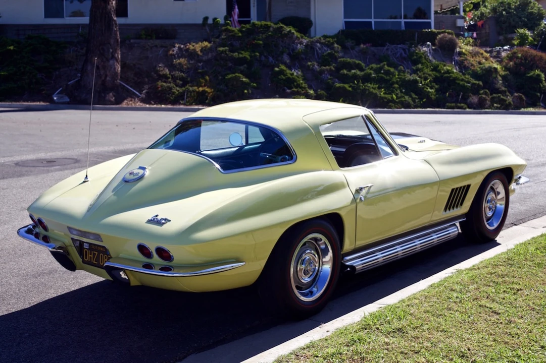 1967 Chevrolet Corvette C2 - Image 25 of 31