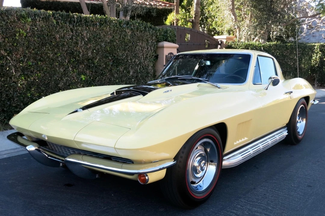 1967 Chevrolet Corvette C2 - Image 2 of 31