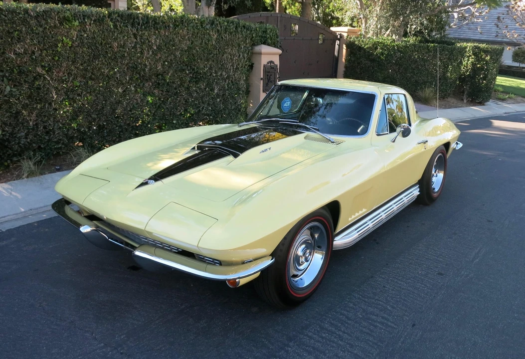 1967 Chevrolet Corvette C2 - Image 3 of 31
