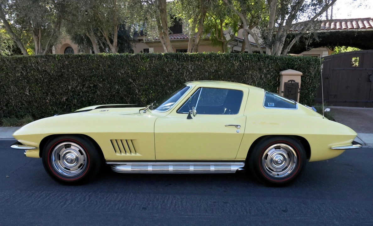 1967 Chevrolet Corvette C2 - Image 8 of 31