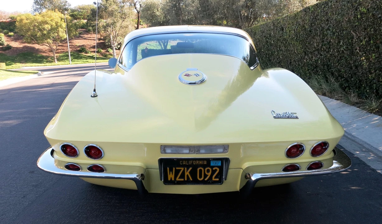 1967 Chevrolet Corvette C2 - Image 6 of 31