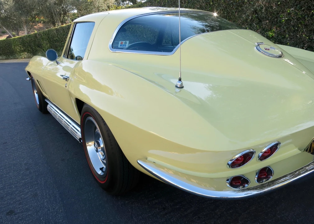 1967 Chevrolet Corvette C2 - Image 12 of 31