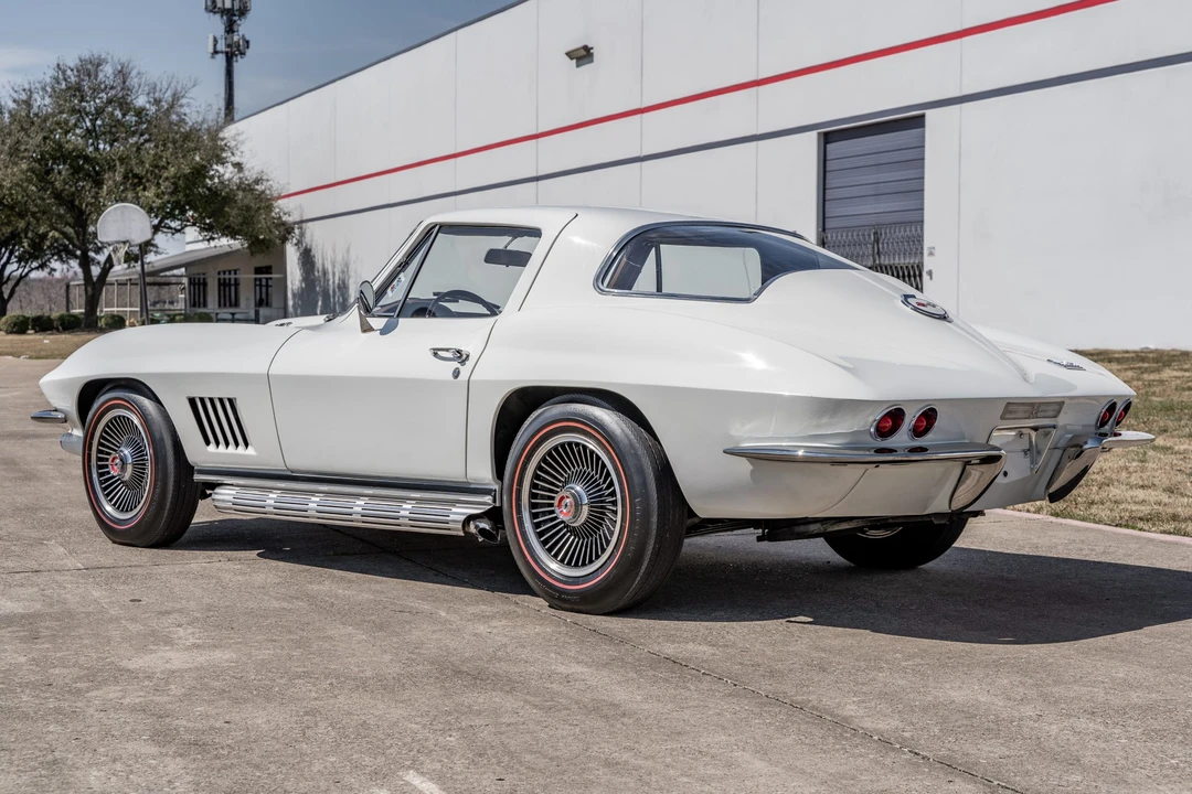 1967 Chevrolet Corvette C2 - Image 3 of 31
