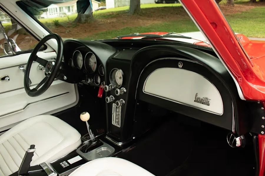 1967 Chevrolet Corvette C2 - Image 16 of 18
