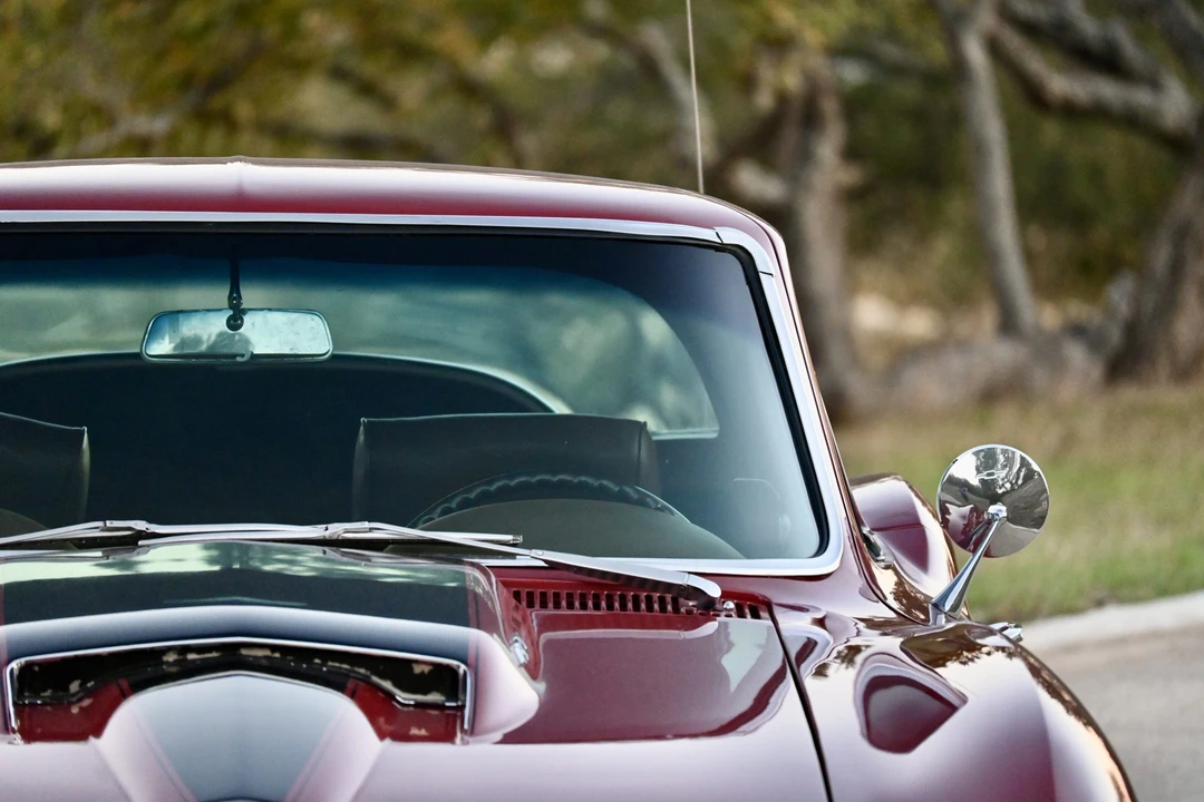 1967 Chevrolet Corvette C2 - Image 28 of 31