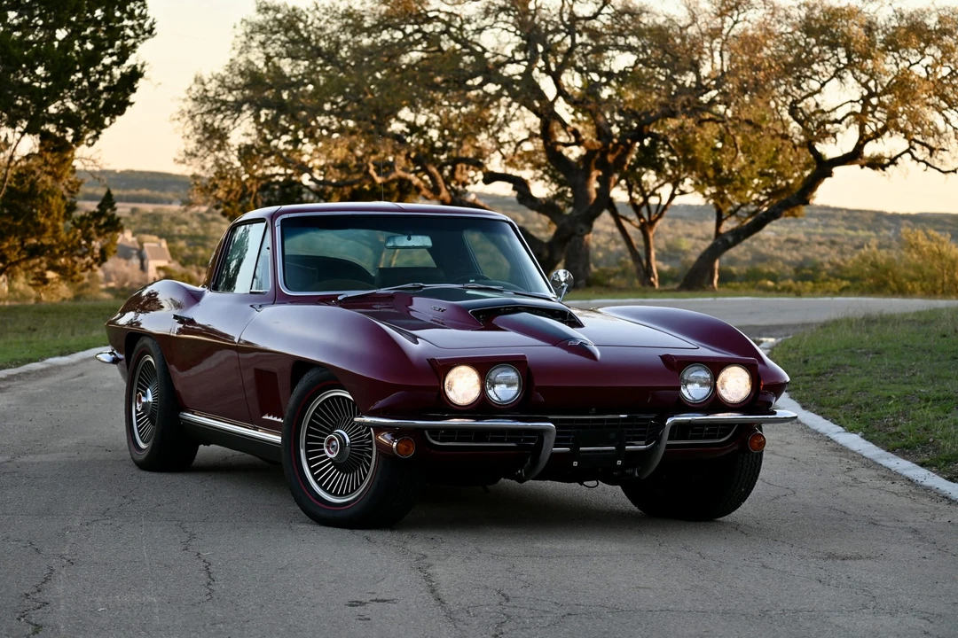 1967 Chevrolet Corvette C2 - Image 15 of 31