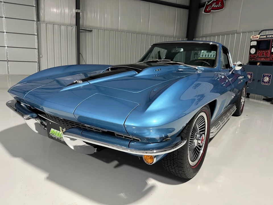 1967 Chevrolet Corvette C2 - Image 19 of 31