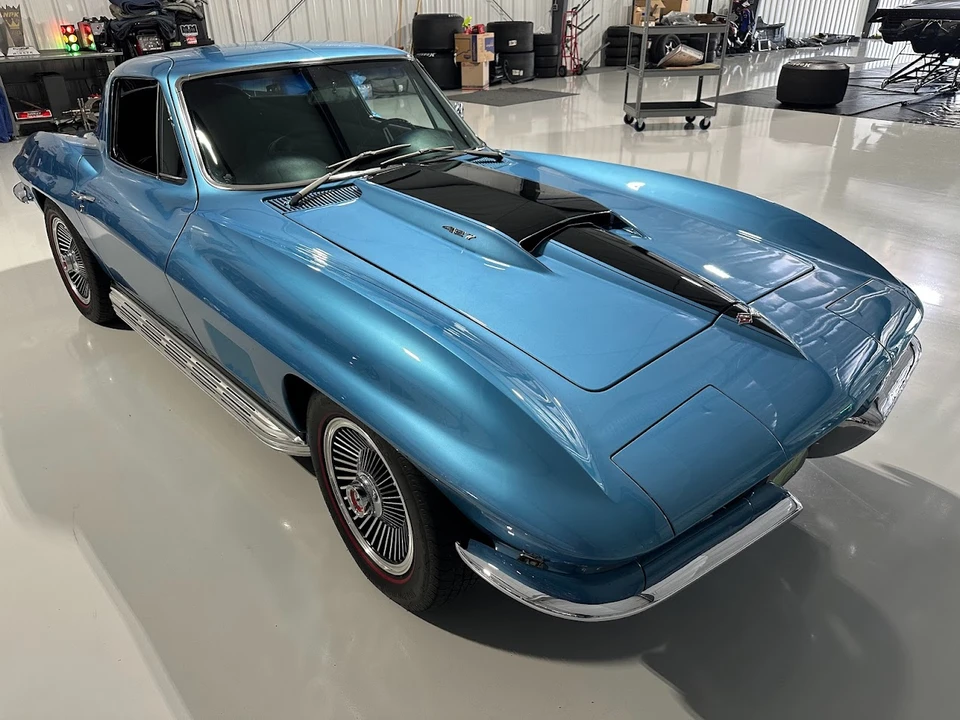 1967 Chevrolet Corvette C2 - Image 24 of 31