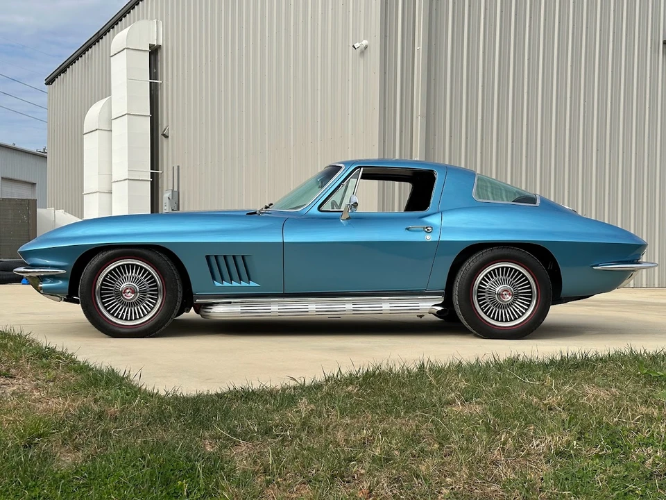 1967 Chevrolet Corvette C2 - Image 13 of 31