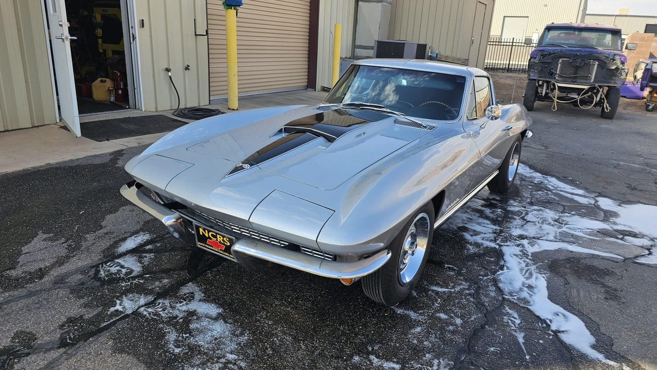 1967 Chevrolet Corvette C2 - Image 3 of 31