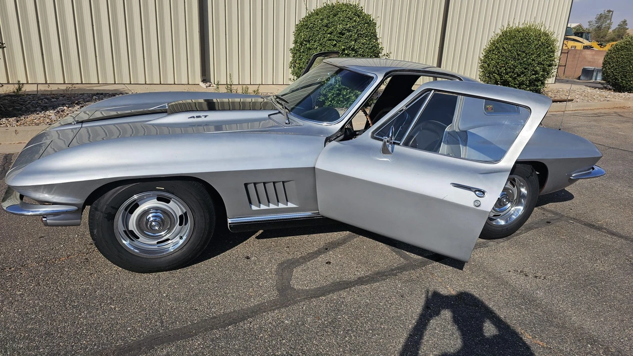 1967 Chevrolet Corvette C2 - Image 15 of 31