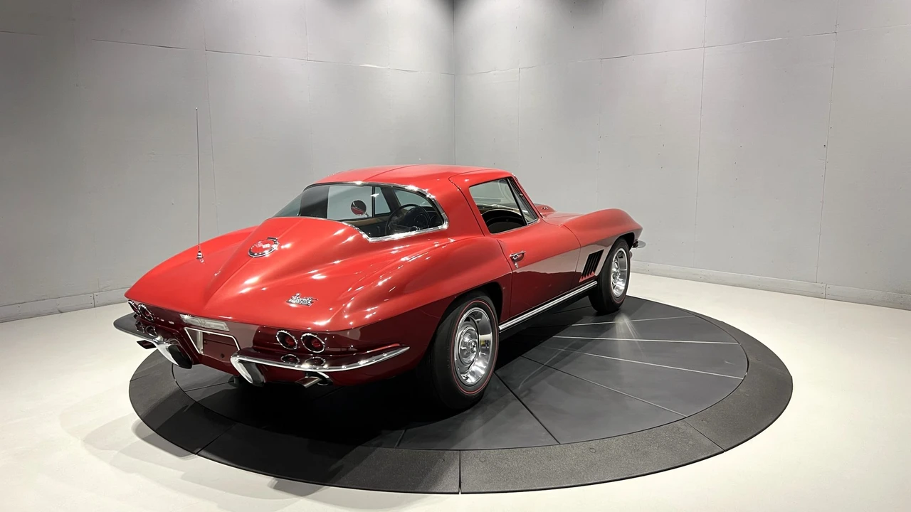 1967 Chevrolet Corvette C2 - Image 15 of 31