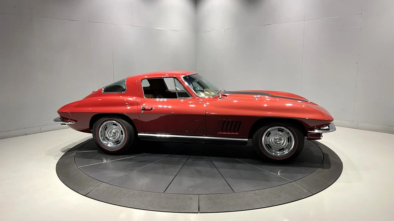 1967 Chevrolet Corvette C2 - Image 19 of 31