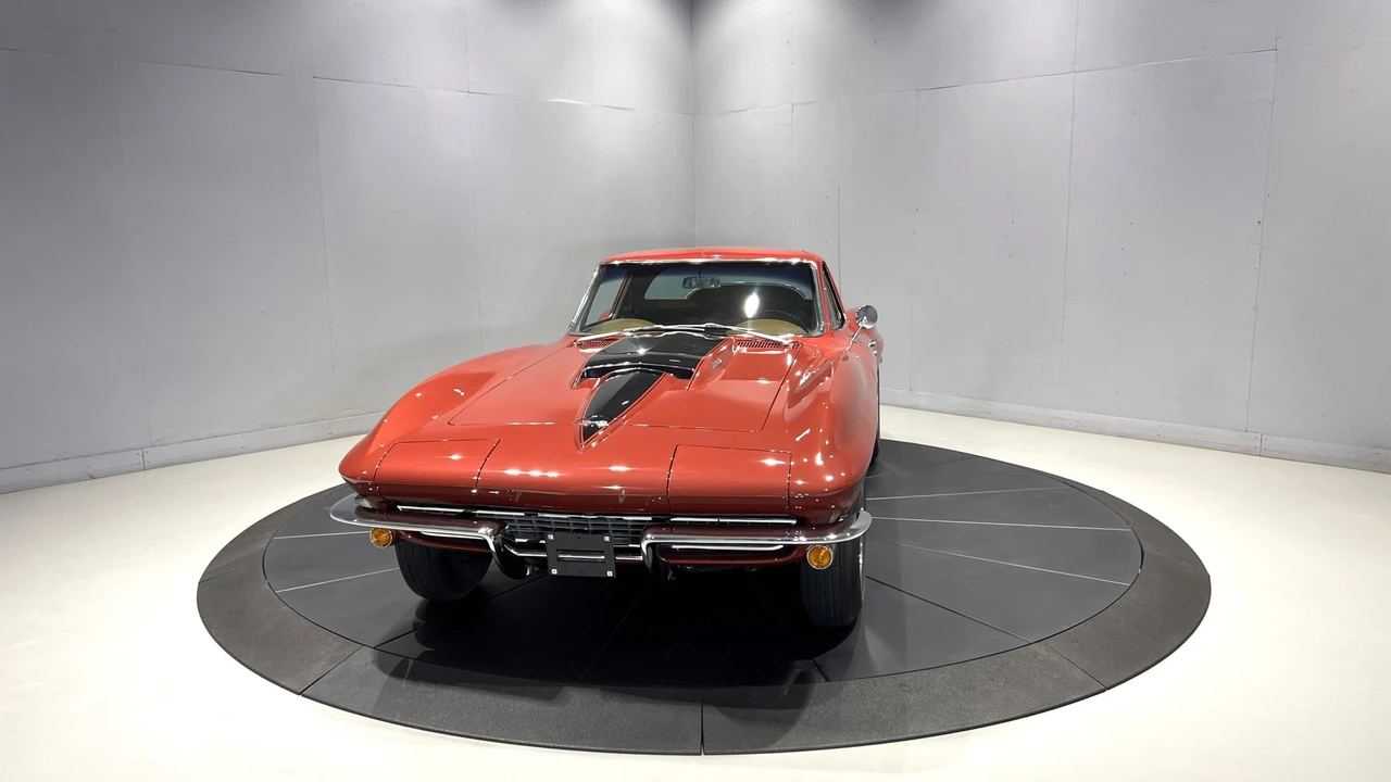 1967 Chevrolet Corvette C2 - Image 3 of 31