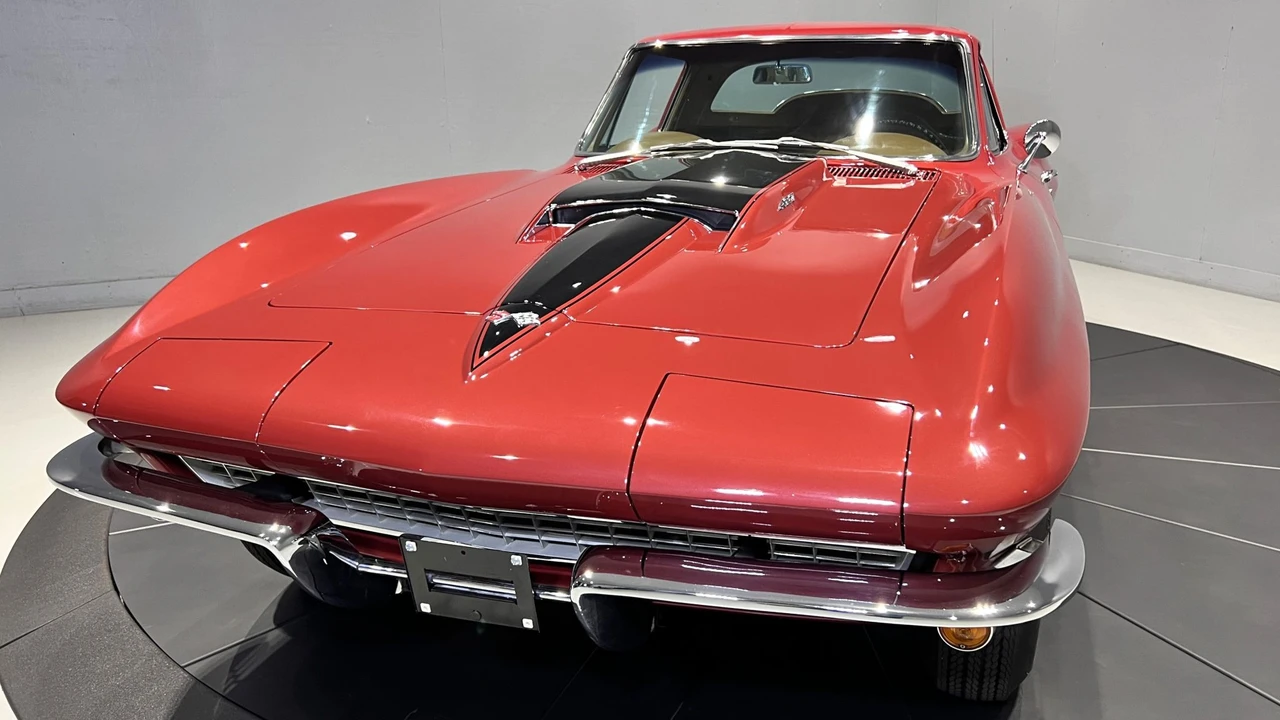 1967 Chevrolet Corvette C2 - Image 2 of 31