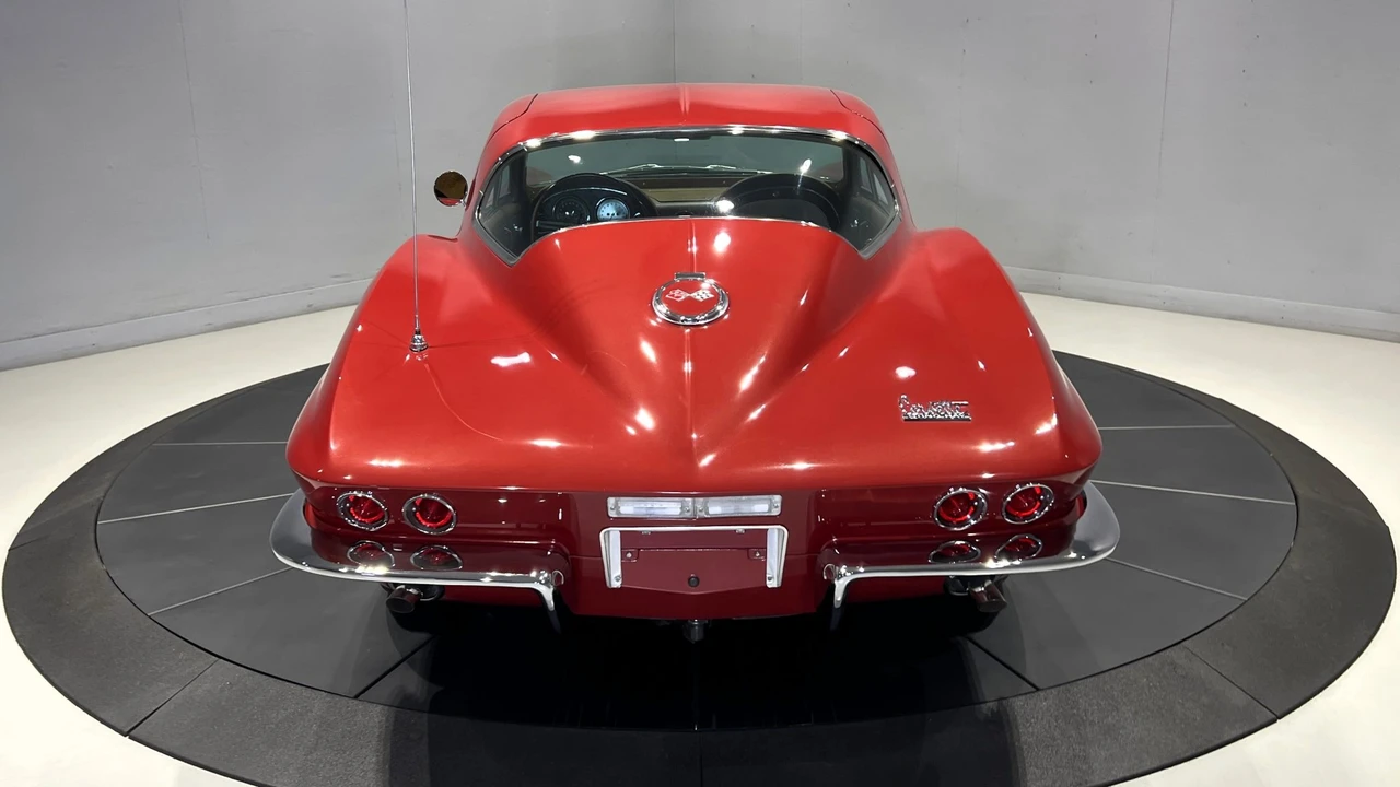 1967 Chevrolet Corvette C2 - Image 24 of 31