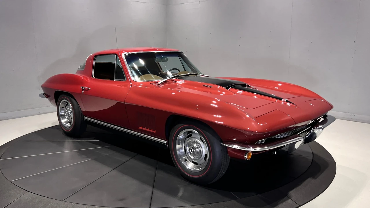 1967 Chevrolet Corvette C2 - Image 21 of 31