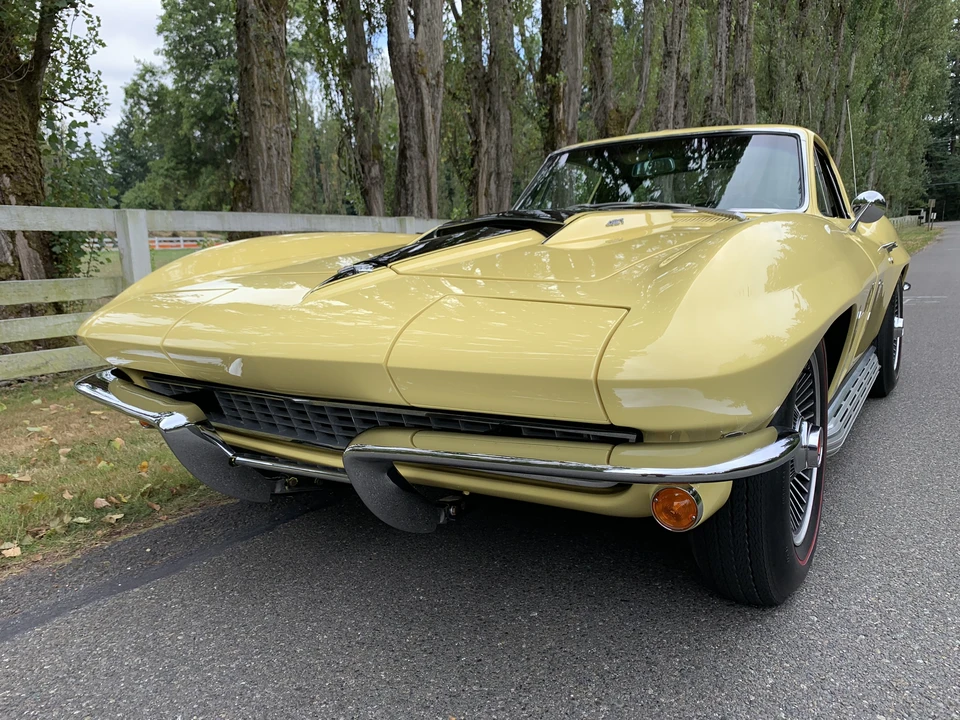 1967 Chevrolet Corvette C2 - Image 2 of 31
