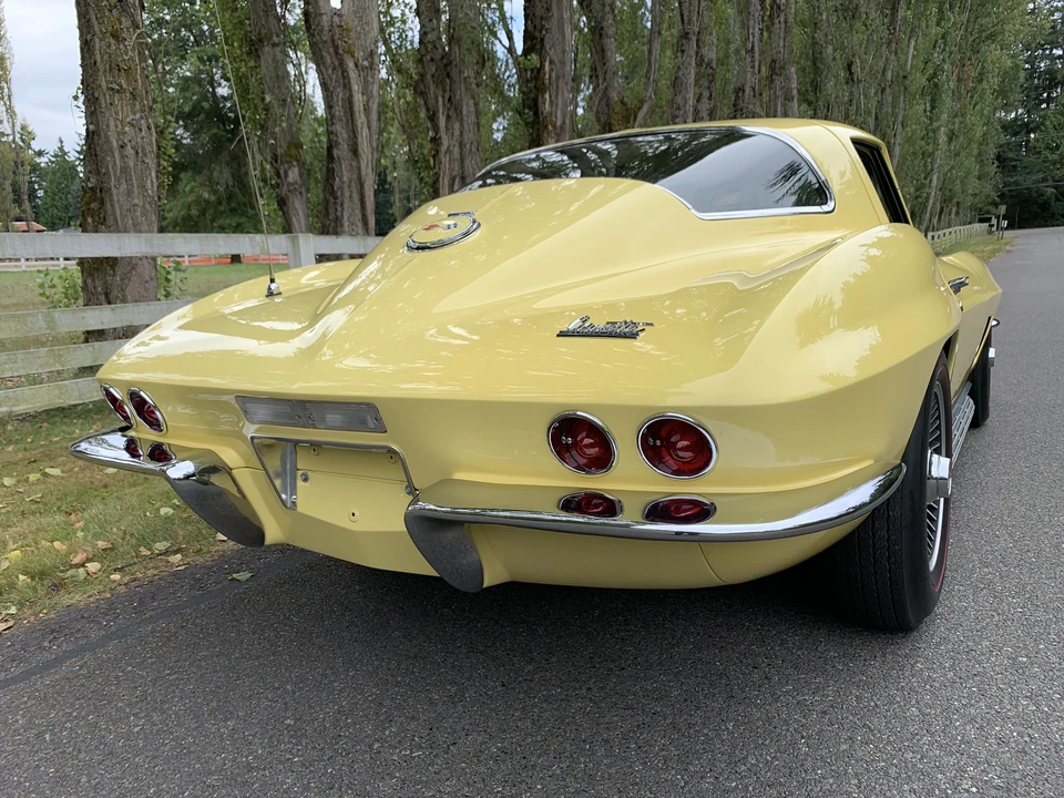 1967 Chevrolet Corvette C2 - Image 11 of 31