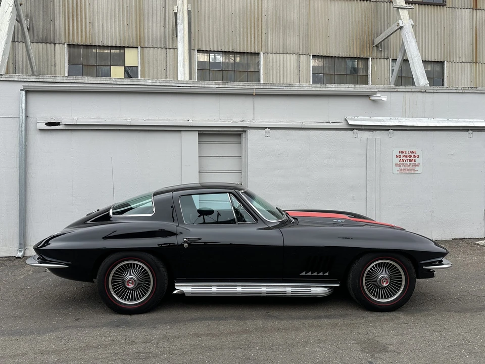 1967 Chevrolet Corvette C2 - Image 10 of 31