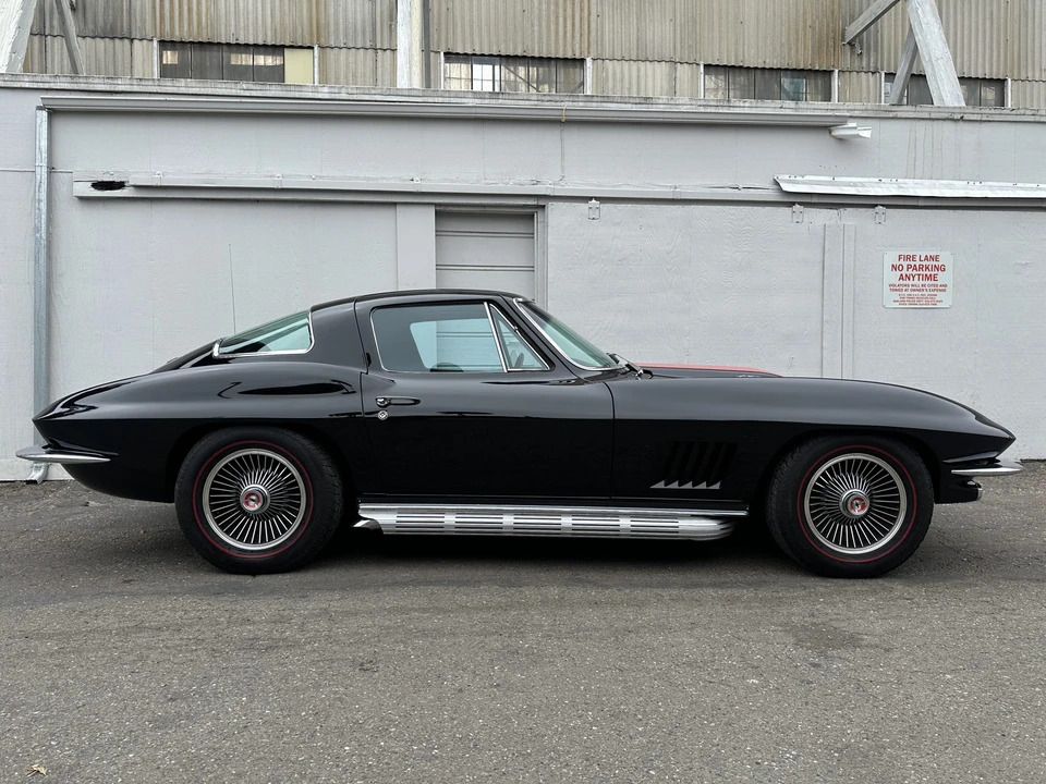 1967 Chevrolet Corvette C2 - Image 11 of 31