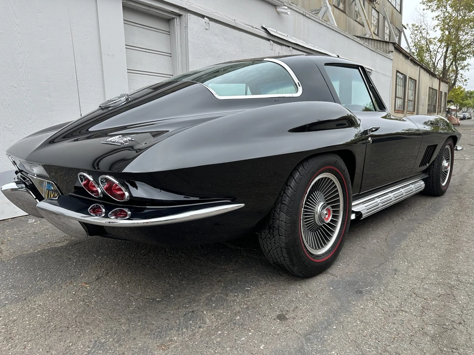 1967 Chevrolet Corvette C2 - Image 13 of 31