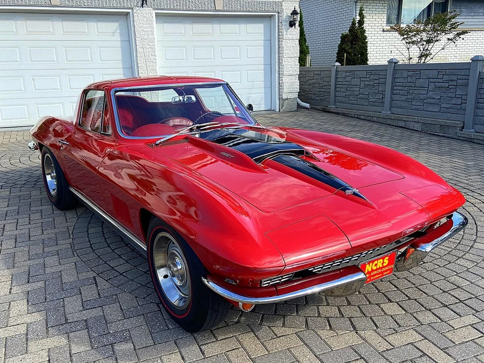 1967 Chevrolet Corvette C2 - Image 16 of 31