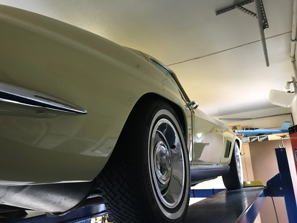 1967 Chevrolet Corvette C2 - Image 19 of 31