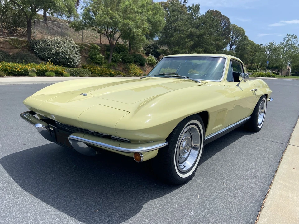 1967 Chevrolet Corvette C2 - Image 2 of 31