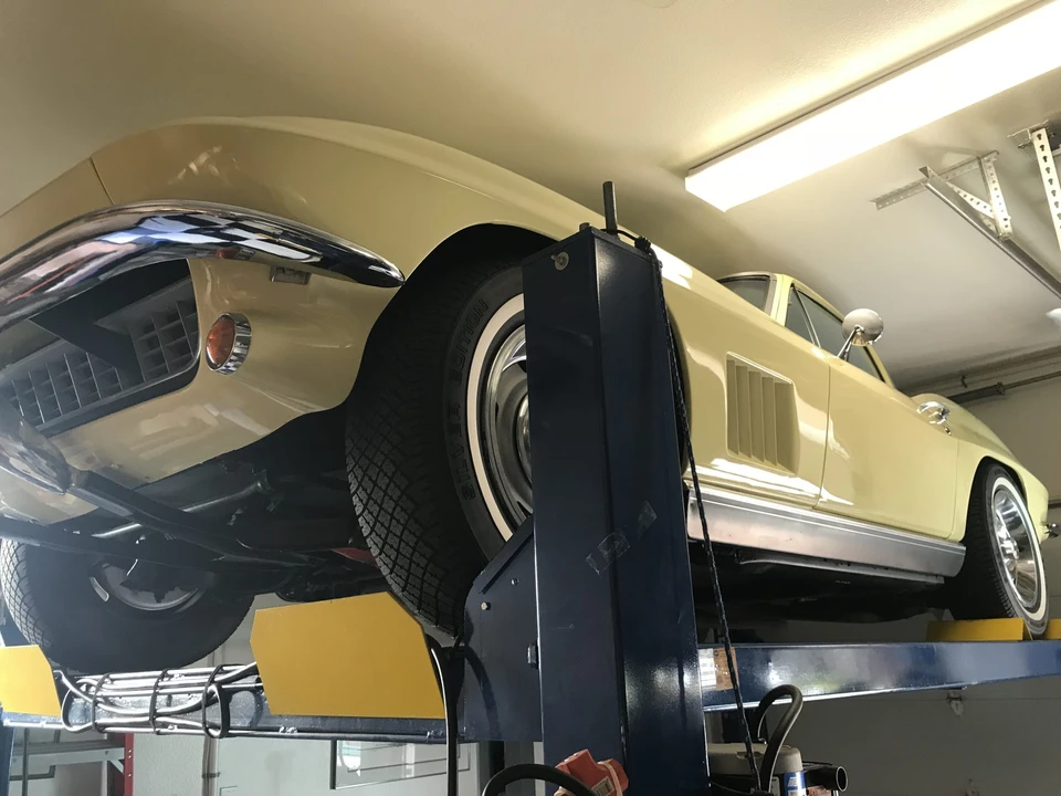 1967 Chevrolet Corvette C2 - Image 10 of 31