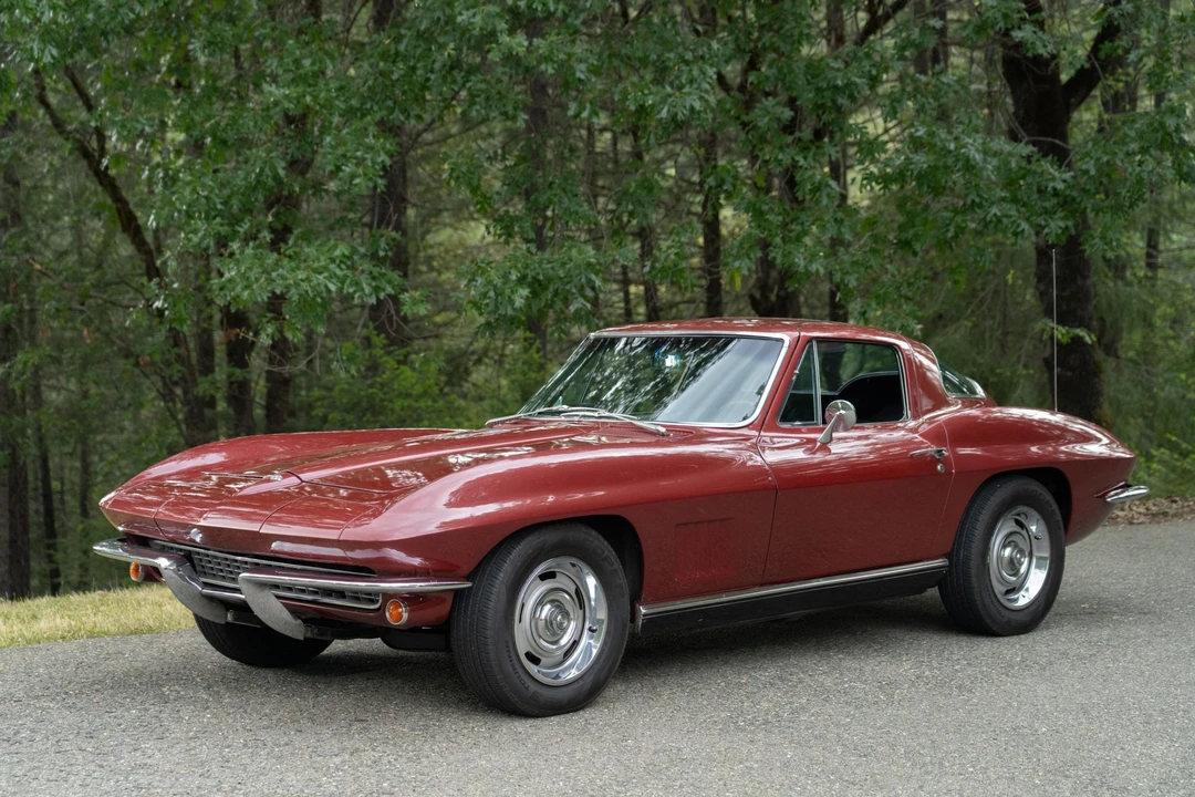 1967 Chevrolet Corvette C2 - Image 2 of 31