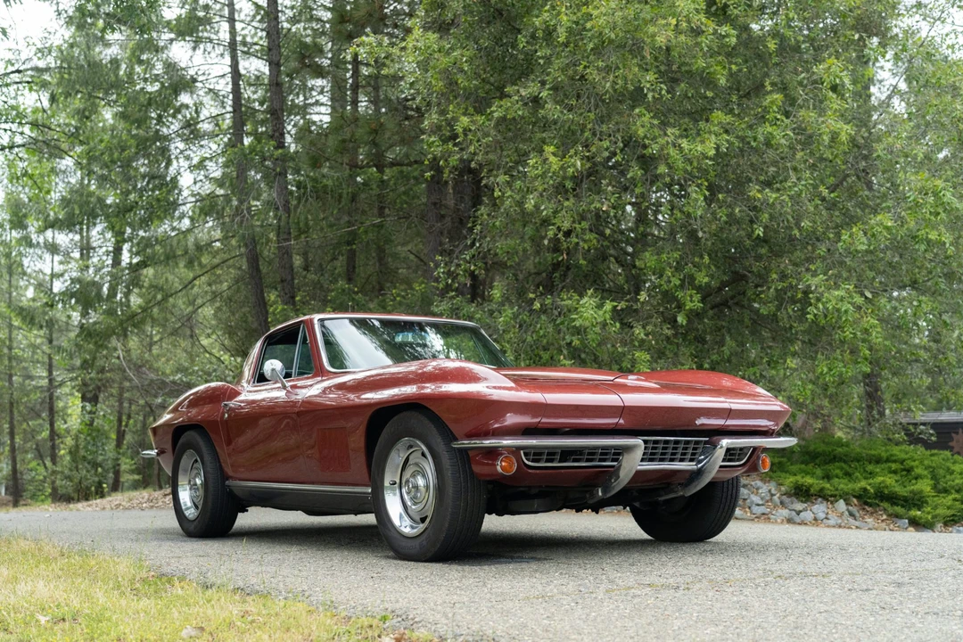 1967 Chevrolet Corvette C2 - Image 19 of 31