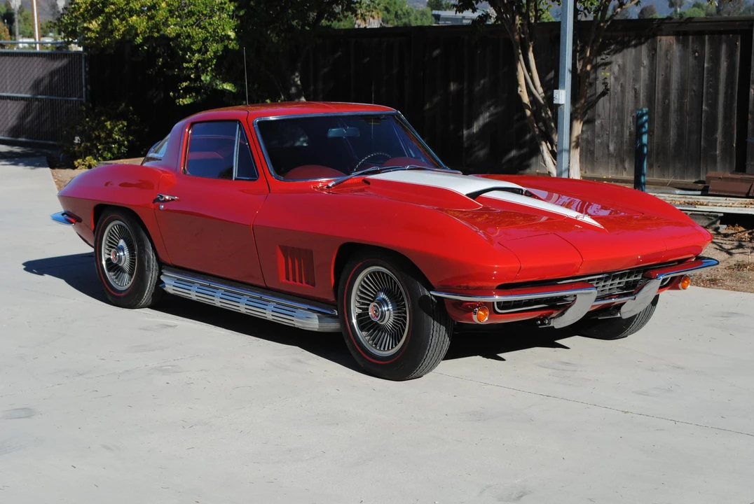 1967 Chevrolet Corvette C2 - Image 15 of 31