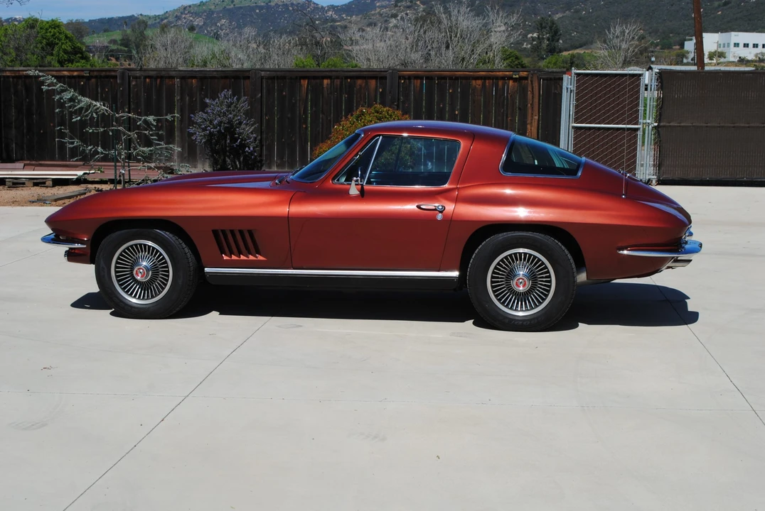 1967 Chevrolet Corvette C2 - Image 10 of 31
