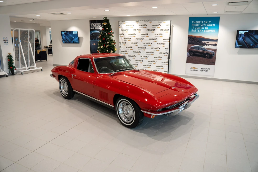 1967 Chevrolet Corvette C2 - Image 2 of 31