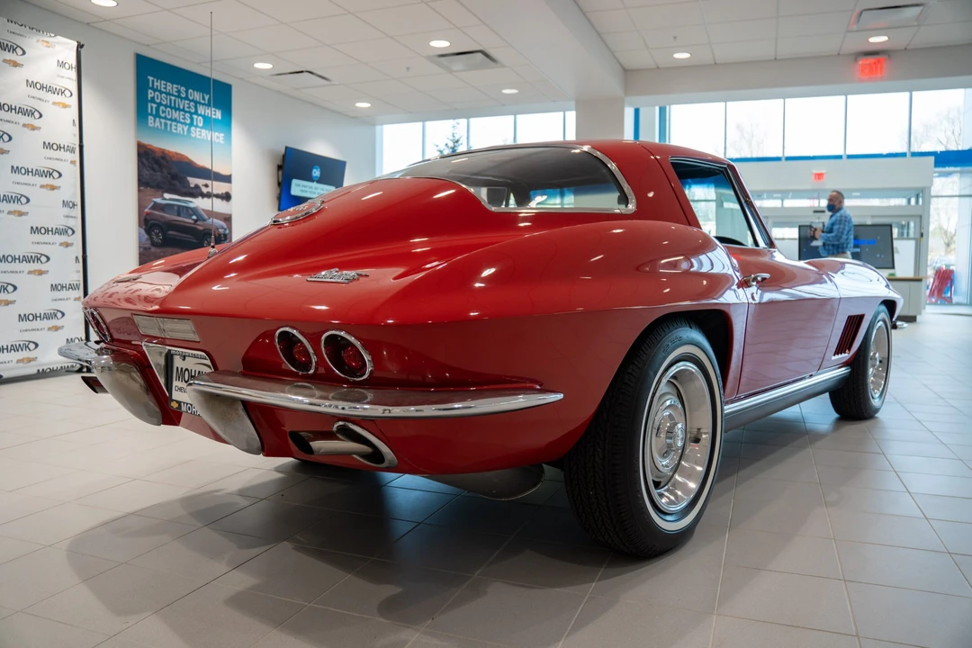 1967 Chevrolet Corvette C2 - Image 8 of 31