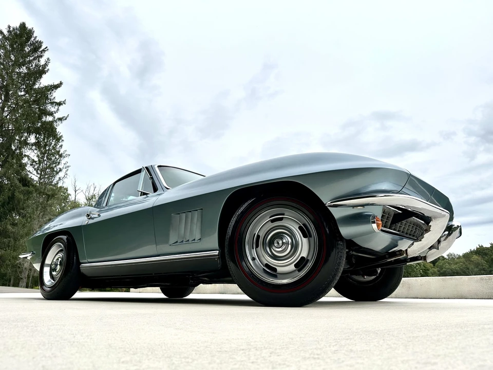 1967 Chevrolet Corvette C2 - Image 23 of 31