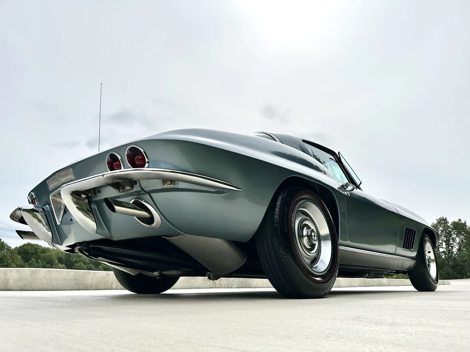1967 Chevrolet Corvette C2 - Image 19 of 31