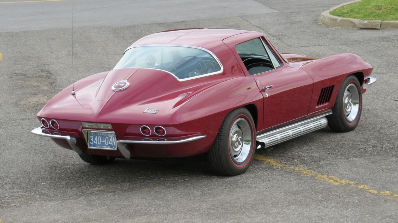 1967 Chevrolet Corvette C2 - Image 25 of 31