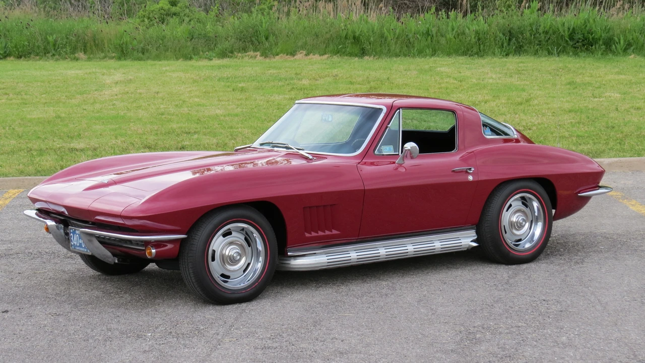 1967 Chevrolet Corvette C2 - Image 12 of 31