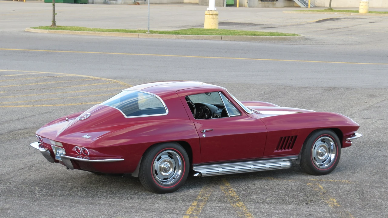 1967 Chevrolet Corvette C2 - Image 21 of 31