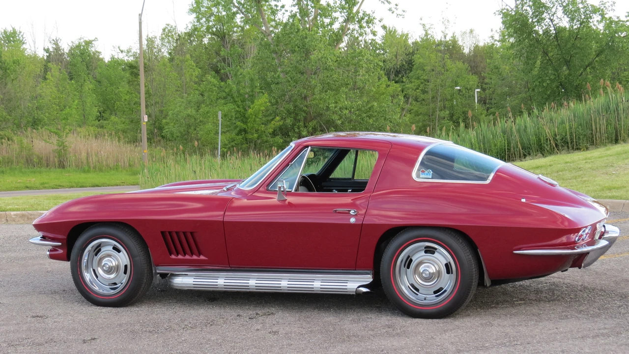 1967 Chevrolet Corvette C2 - Image 14 of 31