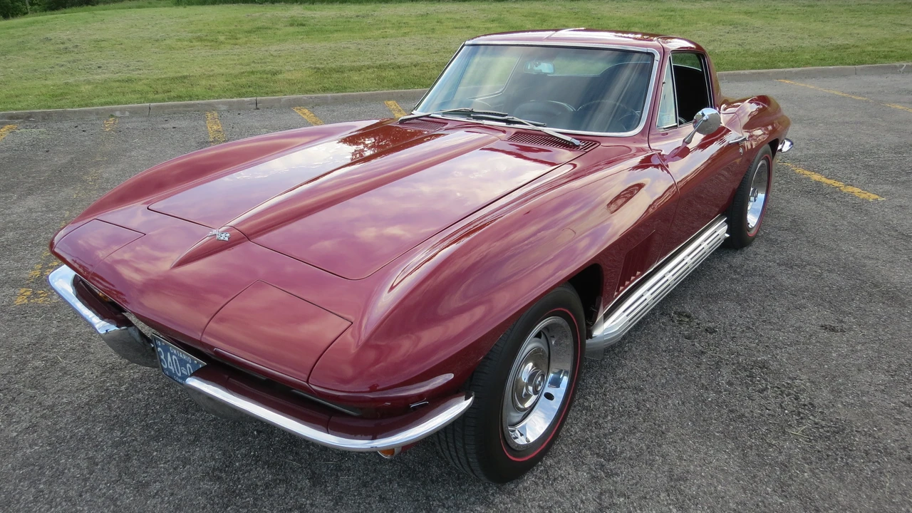 1967 Chevrolet Corvette C2 - Image 10 of 31