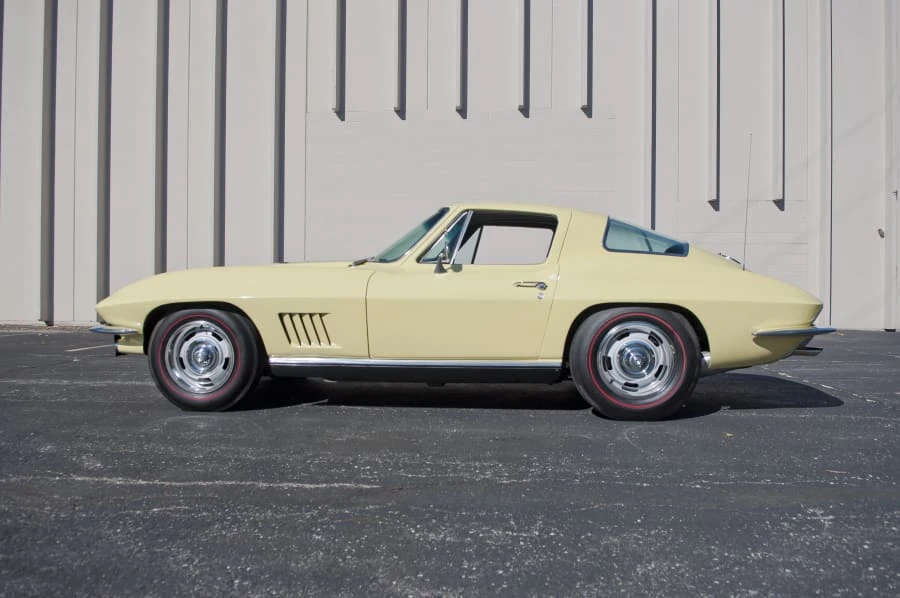 1967 Chevrolet Corvette C2 - Image 2 of 7