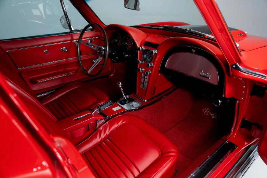 1967 Chevrolet Corvette C2 - Image 21 of 31