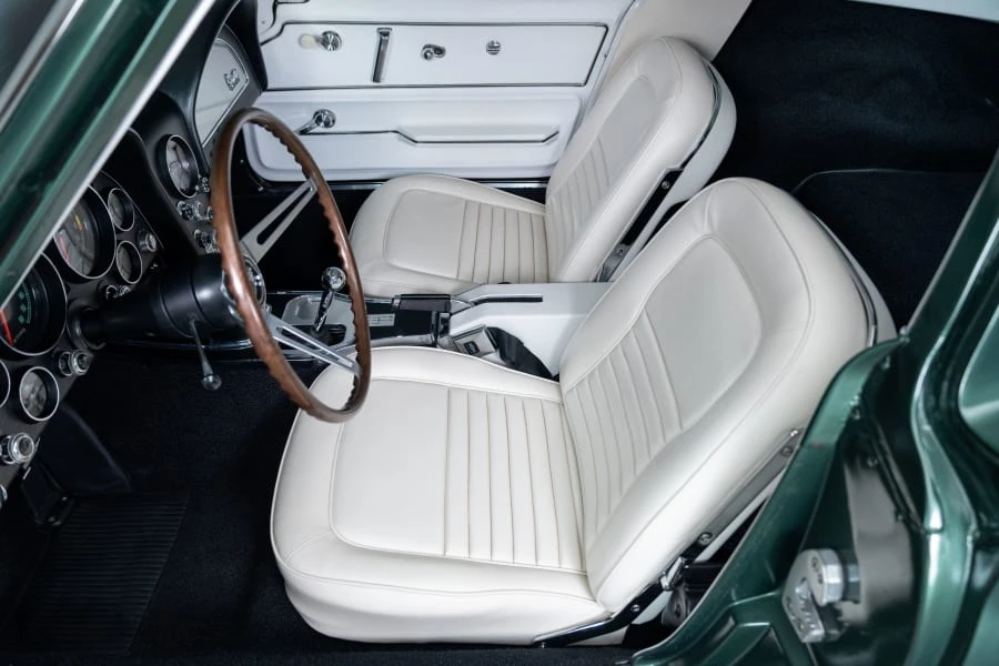 1967 Chevrolet Corvette C2 - Image 24 of 31