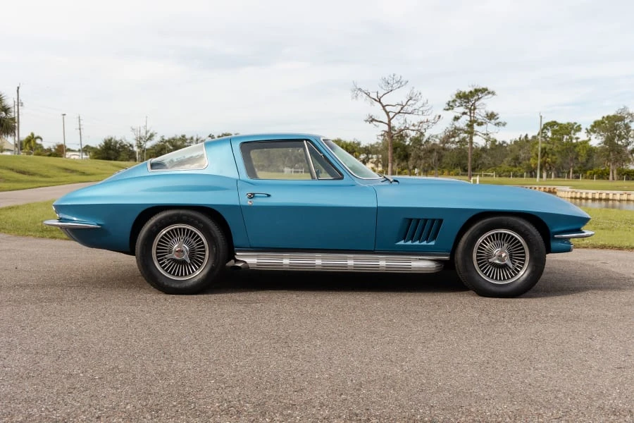 1967 Chevrolet Corvette C2 - Image 2 of 27